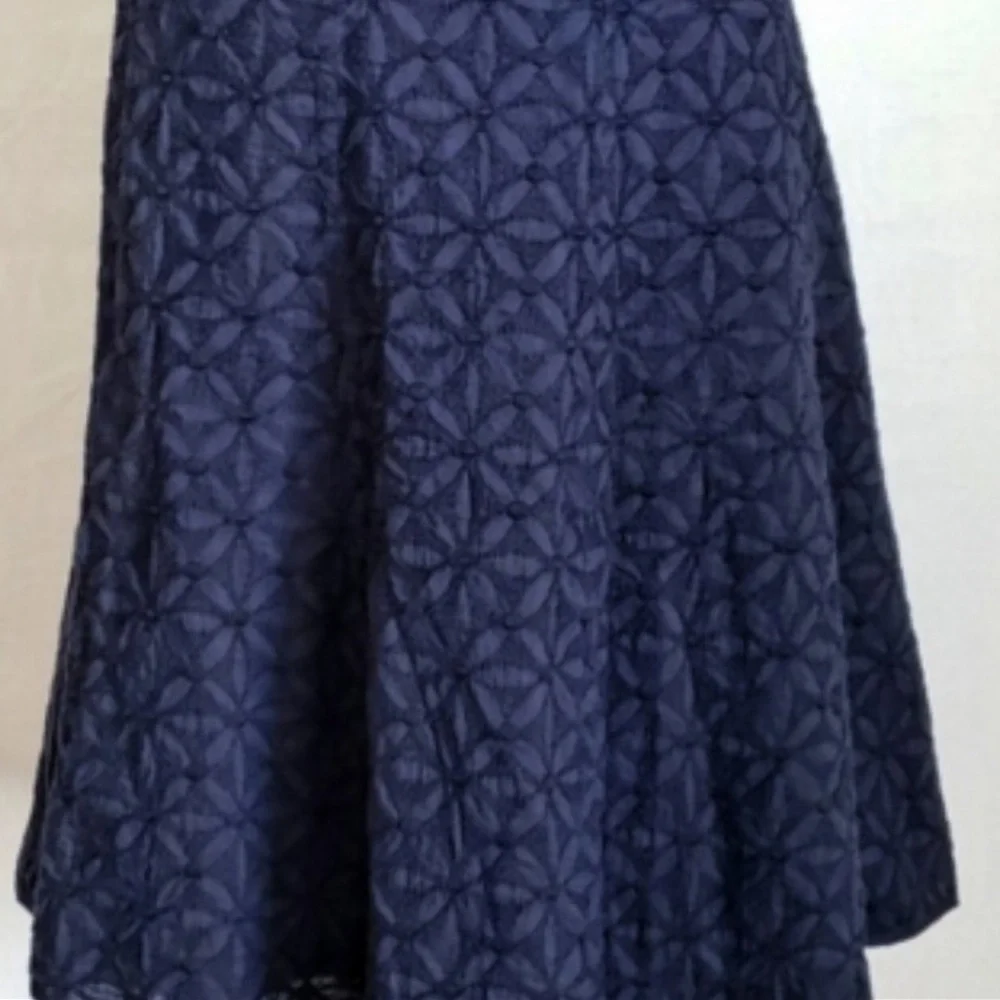 J. Crew Full Eyelet Embroidered Skirt🌷 - Picture 3 of 3